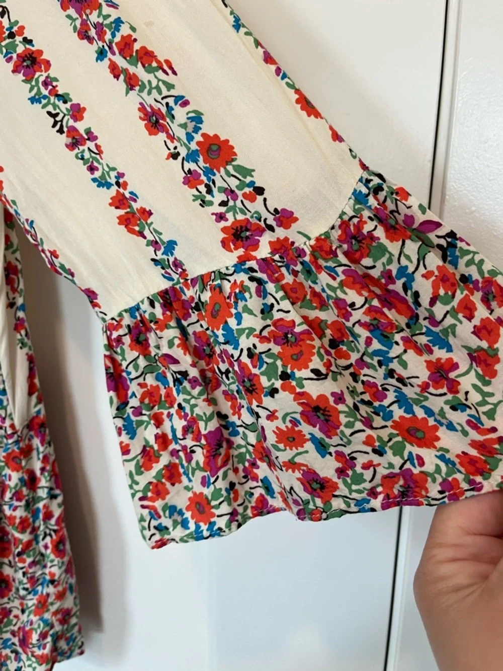 Anthropologie Maeve Hiver Peasant Boho Cottagecore Blouse Bell Sleeve Floral 8 - Picture 5 of 12